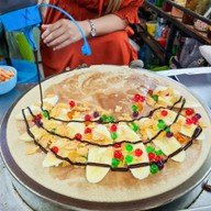 เครป100ไส้ by เครปรถโฟล์ค กาดหลวง