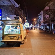 เครป100ไส้ by เครปรถโฟล์ค กาดหลวง