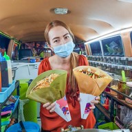 เครป100ไส้ by เครปรถโฟล์ค กาดหลวง