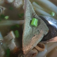 ก๋วยจั๊บตรอกโรงหมูเจ้าเก่า