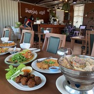 จันทร์นา คาเฟ่
