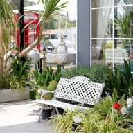 บรรยากาศ อยากยำคาเฟ่ กาญจนบุรี