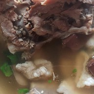 เกาเหลาเลือดหมูเจ้จอน