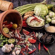 แซ่บอีหลีเด้อ