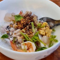 เฮียวุ้นข้าวต้มปลา สนามบินน้ำ