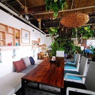 Baan Tha Ley Cafe' Seafood & Grills