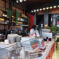บรรยากาศ Eatsy Eatzy