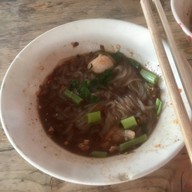 เมนูของร้าน ก๋วยเตี๋ยวเรือเรืองสมุทร เอกชัย2