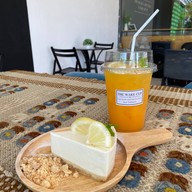 เมนูของร้าน The Wake Cup