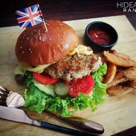 LEON - Steak Pizza ระนอง