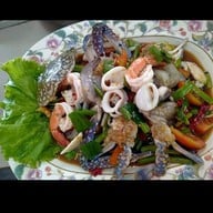 แซ่บนัวครัวลุงแอ้ว