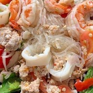 เจ๊แหม่มยำแซ่บ