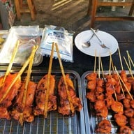เมนูของร้าน ตำลั่นทุ่ง