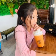 Thonglor cafe (halal food ) หนองไม้แก่น