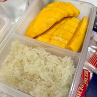 Chef Ple ข้าวเหนียวมะม่วง สุขุมวิท 18