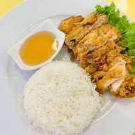 เมนูของร้าน เจริญพุง by ปอมพลอย
