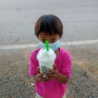 ร้านน้ำมะพร้าวปั่นนมสดสูตรดั้งเดิมต้นตำรับ เนื้อไอศครีม สูตรหวานน้อย By Kodchakon สาขาหมู่บ้านนันทวัน 5 แขวงโคกแฝด เขตหนองจอก