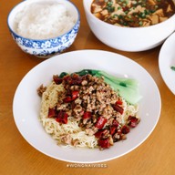 ร้านหล่อเหลา ทองหล่อ11