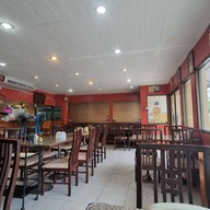 บรรยากาศ อาเล็ก ราชวงศ์