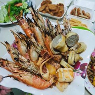 ปลาหมึกย่าง / หมึกย่าง / กุ้งเผา พระเจ้าจอร์จ