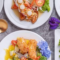 เมนูของร้าน บ้านสวนสุดาพร