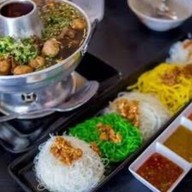 เตี๋ยวตุ๋นหม้อไฟ อาหารทะเล ตามสั่ง บางเสาธง