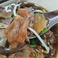 เมนูของร้าน เกาเหลาเบตง