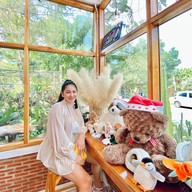 ทองหล่อ คาเฟ่