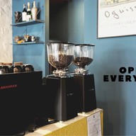 Oguiss Coffee Oguiss Coffee โอกิส คอฟฟี่ (รัชโยธิน)