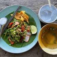 เมนูของร้าน บ้านริมวัง