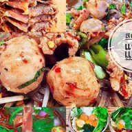 สถานีแซ่บแฮง (ก๋วยเตี๋ยวเรืออยุธยาซอยพระพรหม) มีสาขาเดียวเท่านั้น