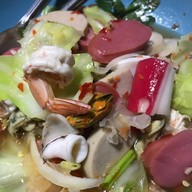 เจ๊แหม่มยำแซ่บ