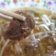 ก๋วยเตี๋ยวหมูตุ๋น-เนื้อตุ๋น เฮียแก้ว