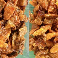 ยำยำ (yum yum)