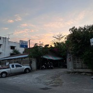 สวนอาหารสระบัว