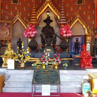 พระบรมราชานุสาวรีย์สมเด็จพระเจ้าตากสินมหาราช