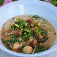 โตเกาเหลาหนองมน ศรีราชา