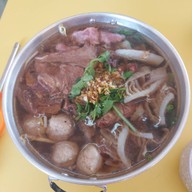 เมนูของร้าน เนื้อตุ๋น หมูตุ๋น OK ป่ะ