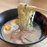 ร้านก๋วยเตี๋ยวลูกชิ้นปลากรายเจ๊ต้อย เมืองเพชรบูรณ์