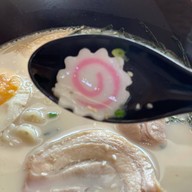 ร้านก๋วยเตี๋ยวลูกชิ้นปลากรายเจ๊ต้อย เมืองเพชรบูรณ์