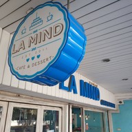 หน้าร้าน La Mind Café and Dessert