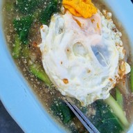 เมนูของร้าน ราดหน้าหมูเด้งเฮียเบิ้ม