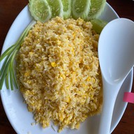 เฉลิมบุรี At Sriracha