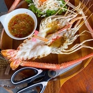 เฉลิมบุรี At Sriracha