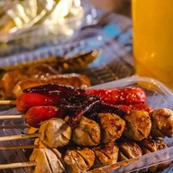 GOOD TIMES กะเพราหนวดหมึก ลูกชิ้นปลาระเบิด