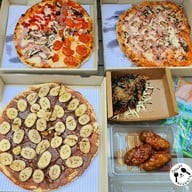 เมนูของร้าน Little Red Oven Haus Sathorn 11 Pizza Italian เฮ้าส์สาทร 11