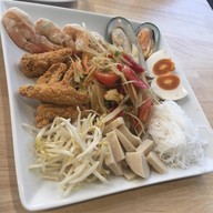 ส้มตำ ยำ เผา กะหลิม (ป่าตอง)