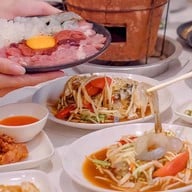 ส้มตำห้าแยกxสี่พระยา