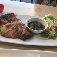 ส้มตำ ยำ เผา กะหลิม (ป่าตอง)