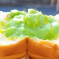 ขนมปังปิ้งเตาถ่าน ปอ อัง ปัง